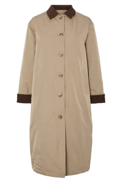 Abrigo gabardina detalle cuello puños