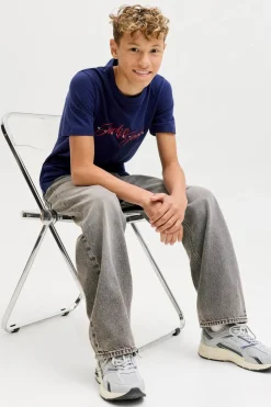 Baggy jeans
