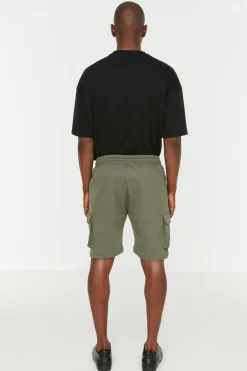 Bermudas tipo jogger con bolsillos