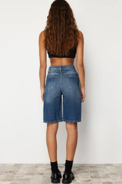 Bermudas vaqueras
