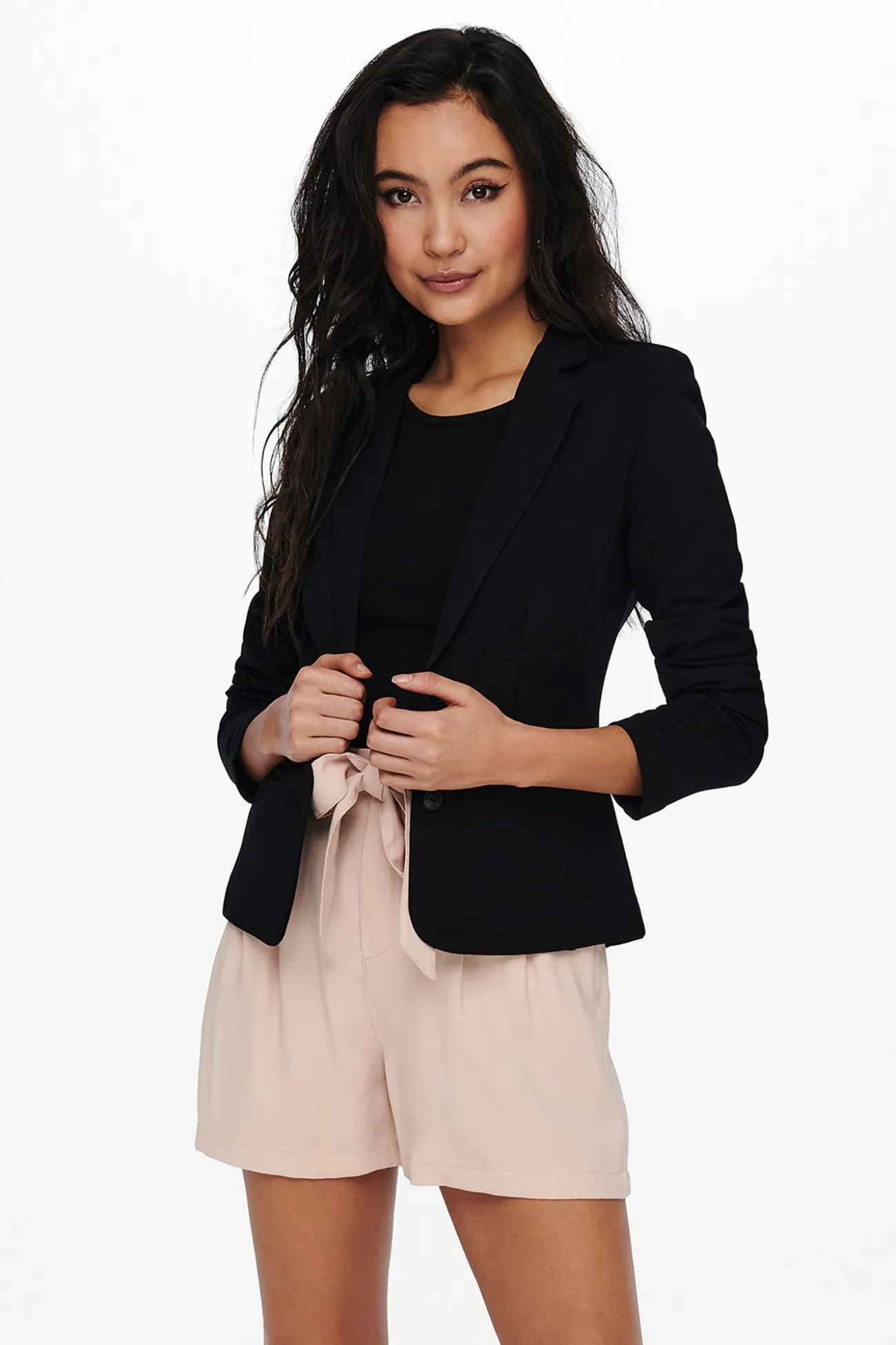 Blazer ajustada con botones