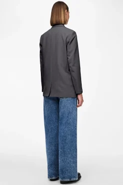 Blazer b&aacute;sica