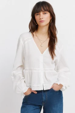 Blusa romántica blanca