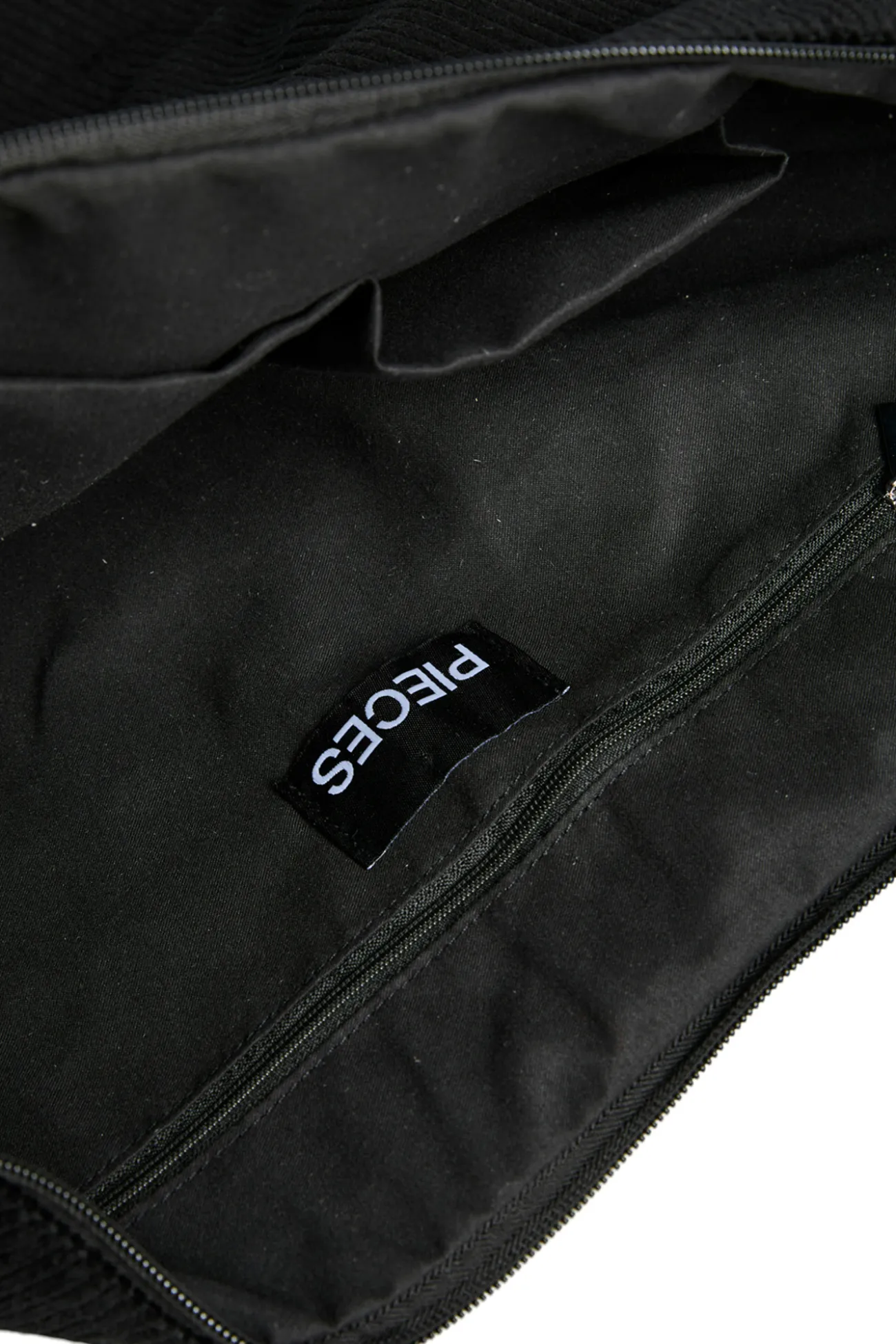 Bolso tipo bandolera