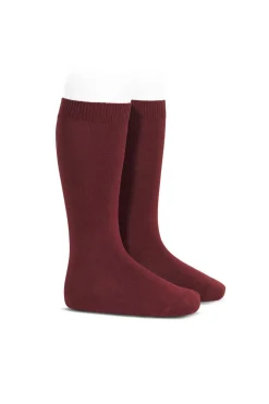 Calcetines altos b&aacute;sicos punto liso