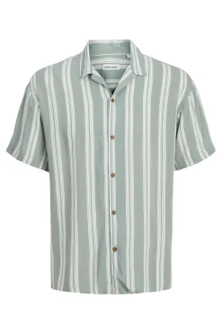Camisa relaxed fit manga corta