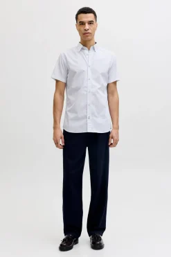 Camisa slim fit estampada