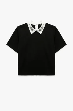 Camiseta con detalle de pedrer&iacute;a