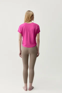 Camiseta deportiva Azami rosa fucsia