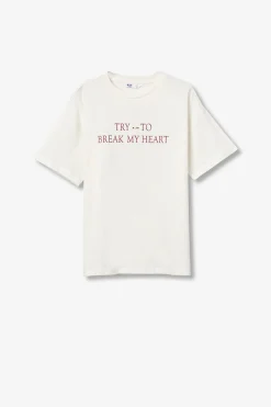 Camiseta estampada con aplique