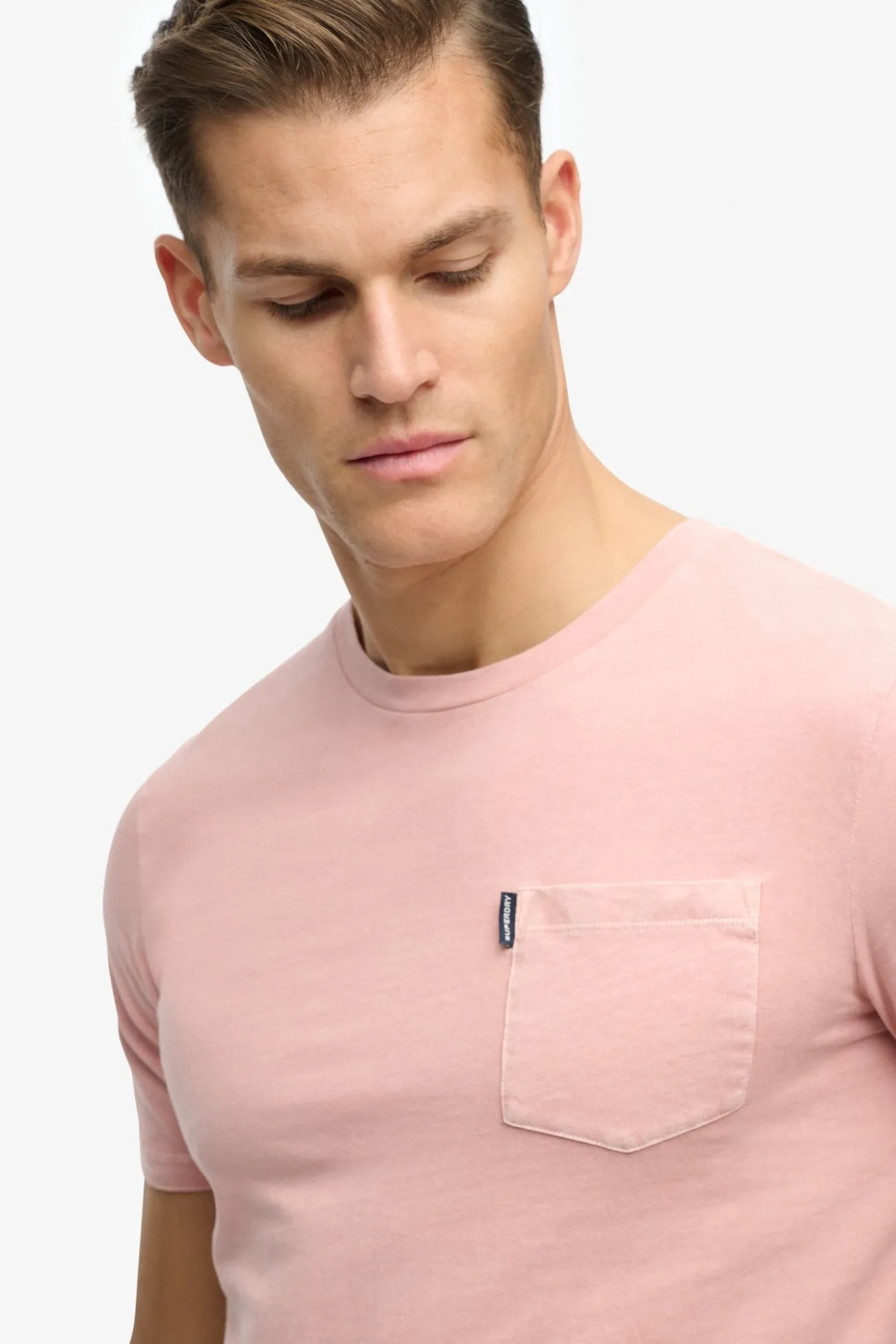 Camiseta manga corta b&aacute;sica con bolsillo