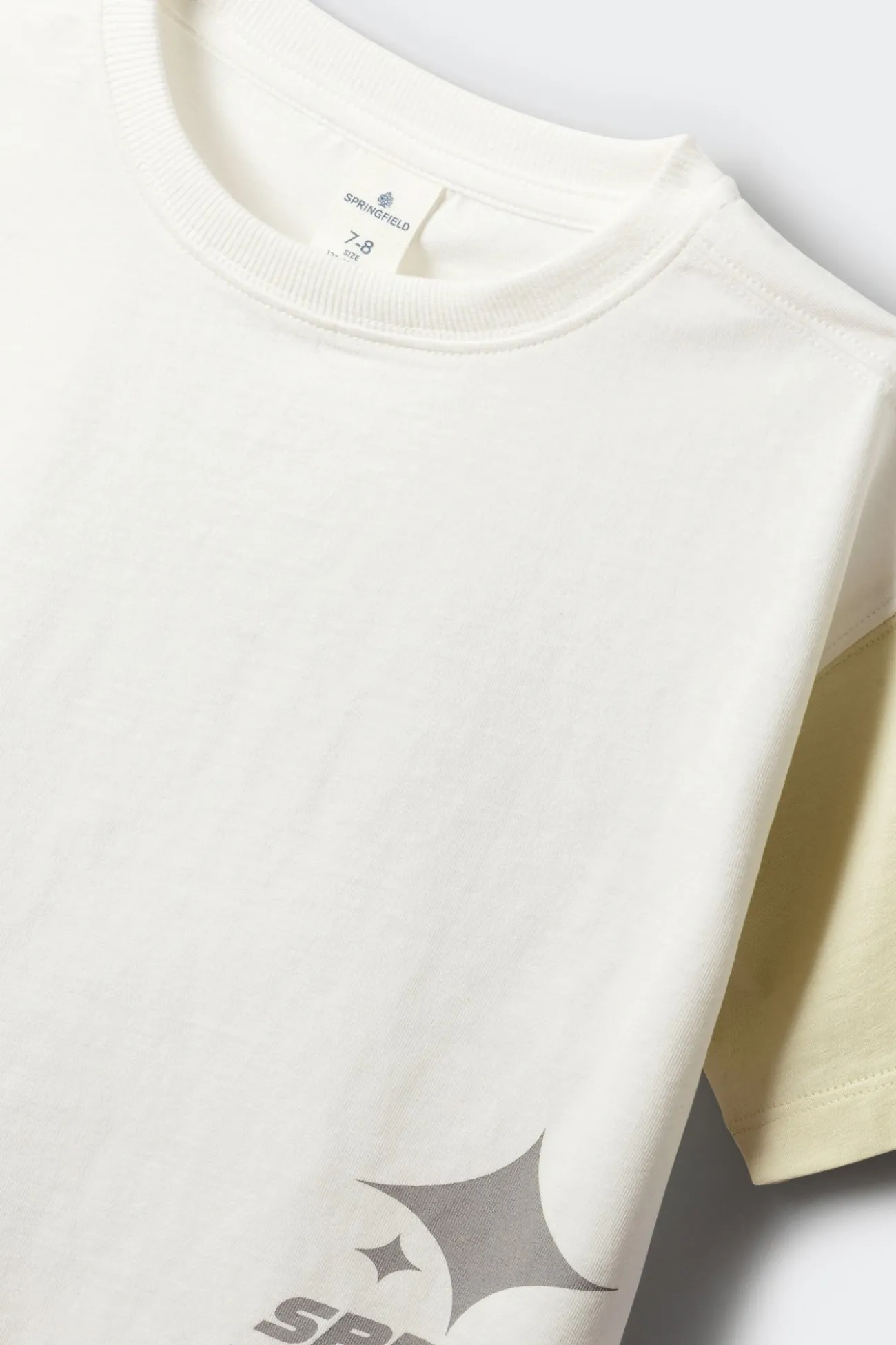 Camiseta manga corta contrastes ni&ntilde;o