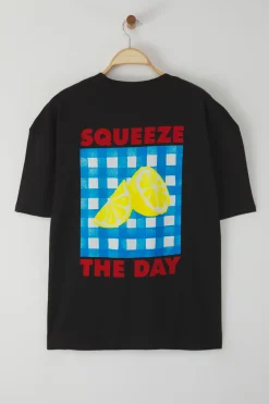 Camiseta oversize manga corta