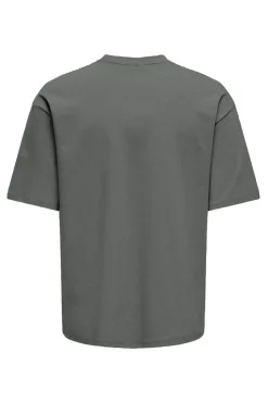 Camiseta oversized manga corta
