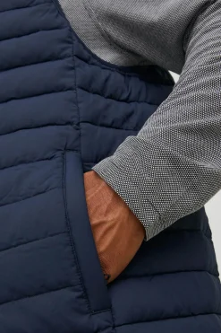 Chaleco acolchado poli&eacute;ster reciclado PLUS