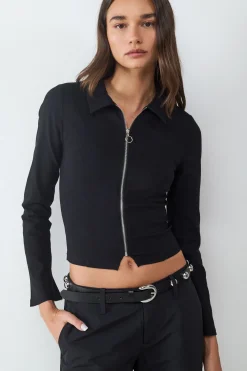 Chaqueta ajustada cremallera