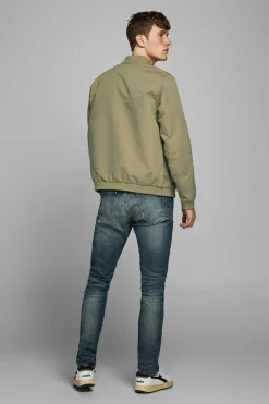 Chaqueta bomber ligera
