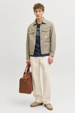 Chaqueta corta de tejido plano