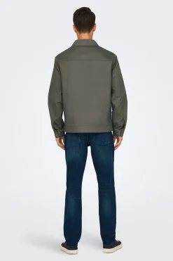 Chaqueta sarga