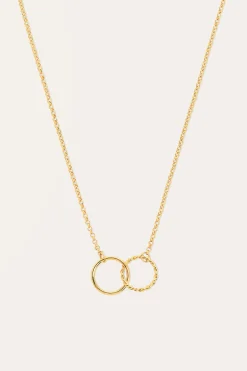 Collar Circles Twist Ba&ntilde;o Oro