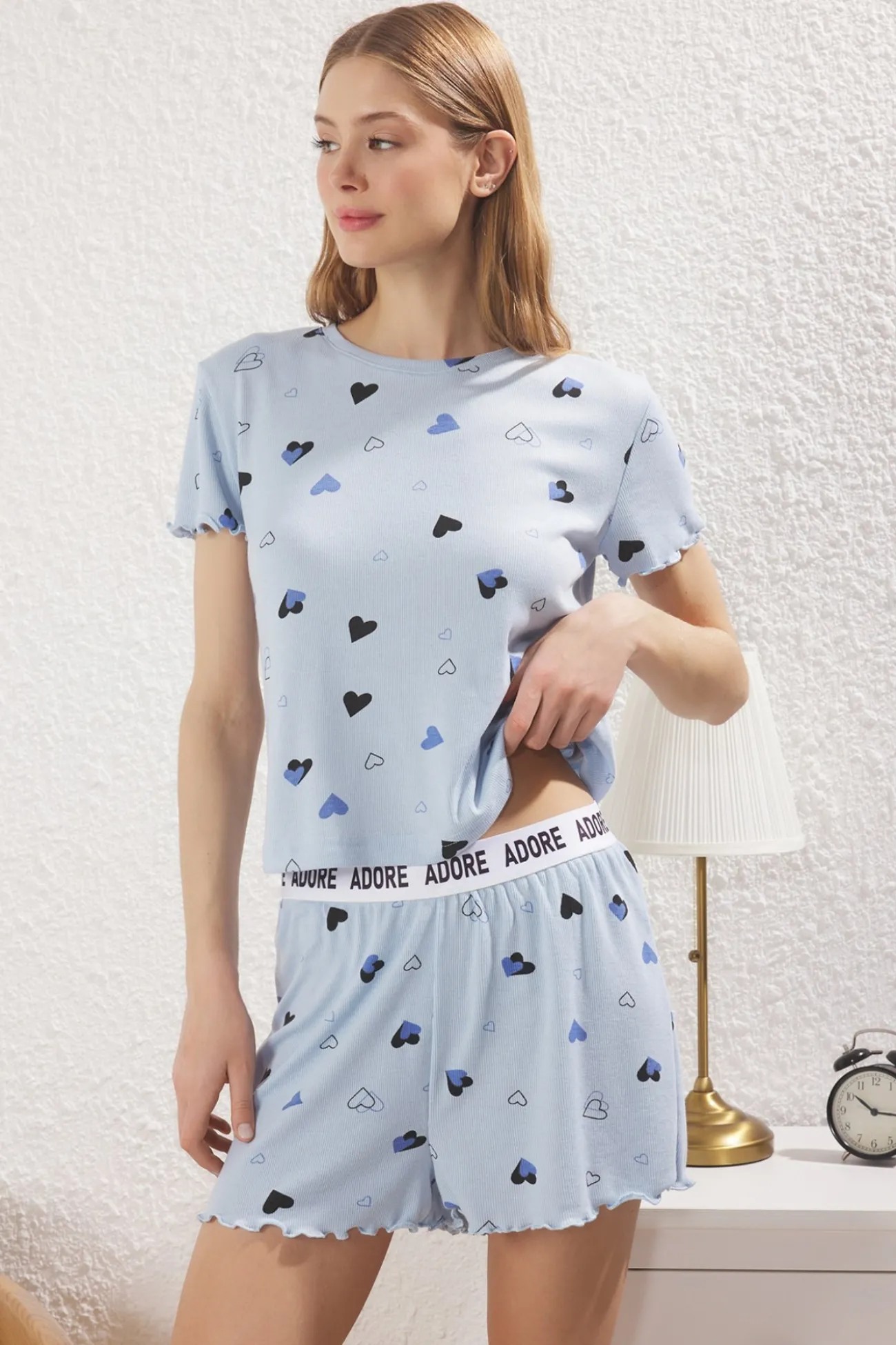Conjunto de pijama corto corazones