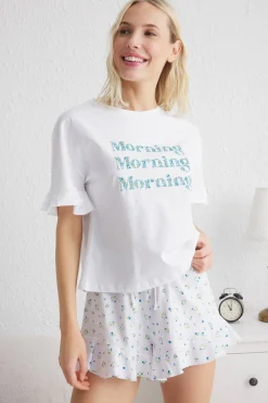 Conjunto de pijama corto volantes floral