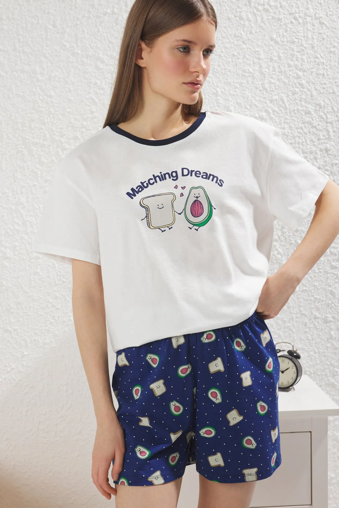 Conjunto de pijama corto aguacates