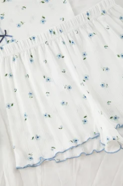 Conjunto de pijama corto floral lazos