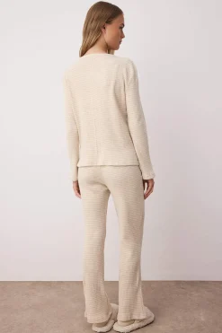 Conjunto pijama canal&eacute; c&aacute;rdigan y pantal&oacute;n