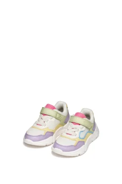 Deportivas efecto piel