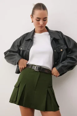 Falda pantalón con bolsillos