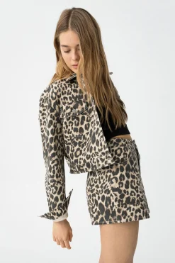 Falda-Pantal&oacute;n vaquera de leopardo