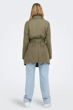 Gabardina midi con cintur&oacute;n