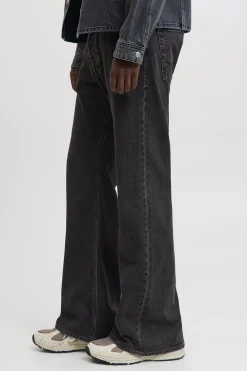 Jeans acampanado