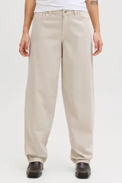 Jeans barrel