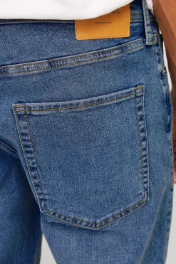Jeans corte recto