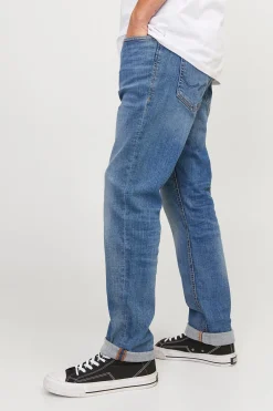 Jeans corte recto ajustados
