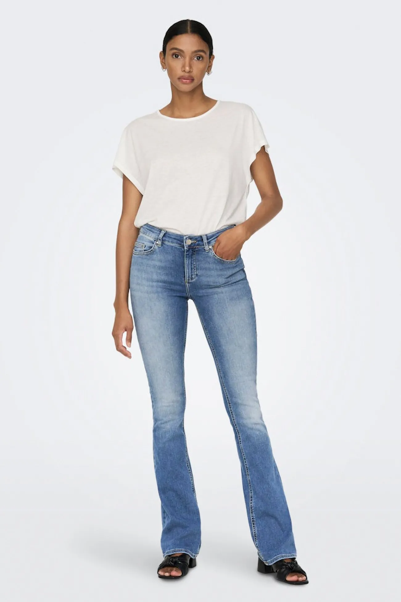 Jeans flared