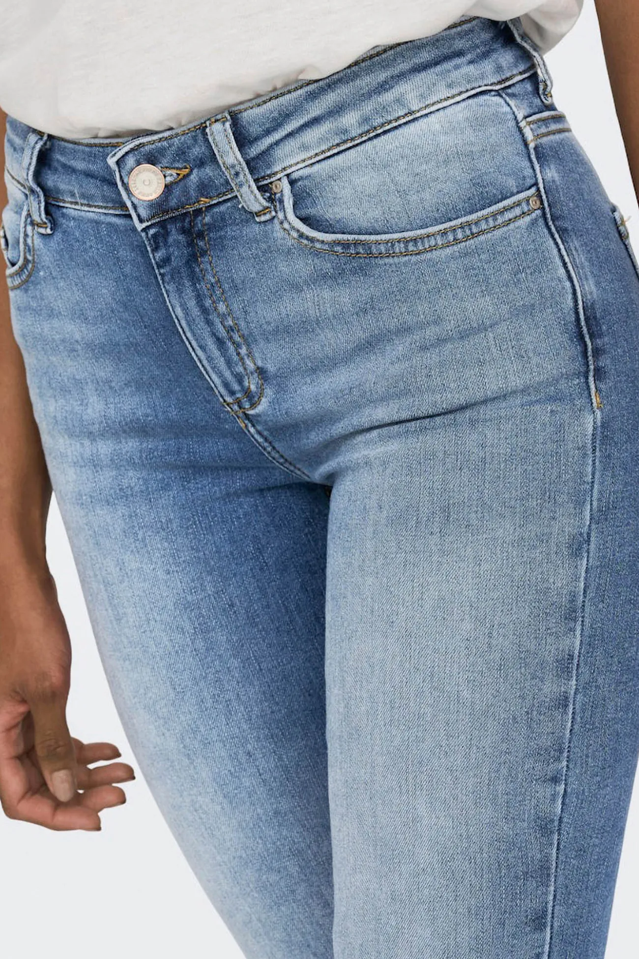 Jeans flared