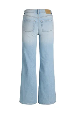 Jeans flared tiro medio