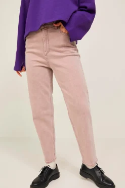 Jeans Mom