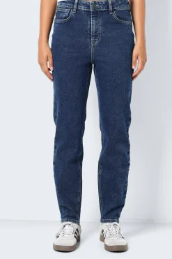 Jeans Mom