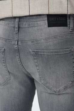Jeans slim fit.