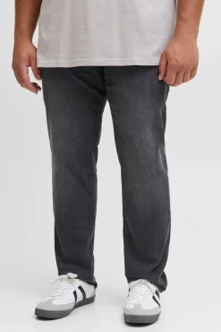 Jeans slim fit cinco bolsillos