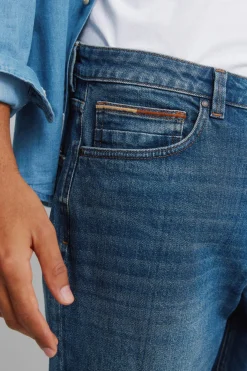 Jeans sobretintado regular fit