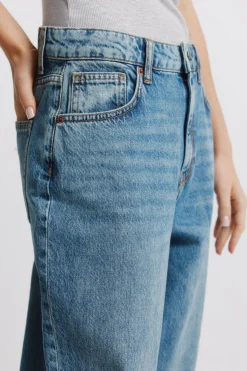 Jeans wide