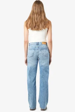 jeans wide legs