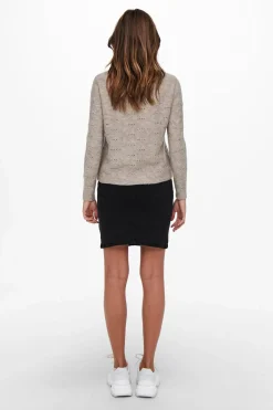 Jersey con detalles calados