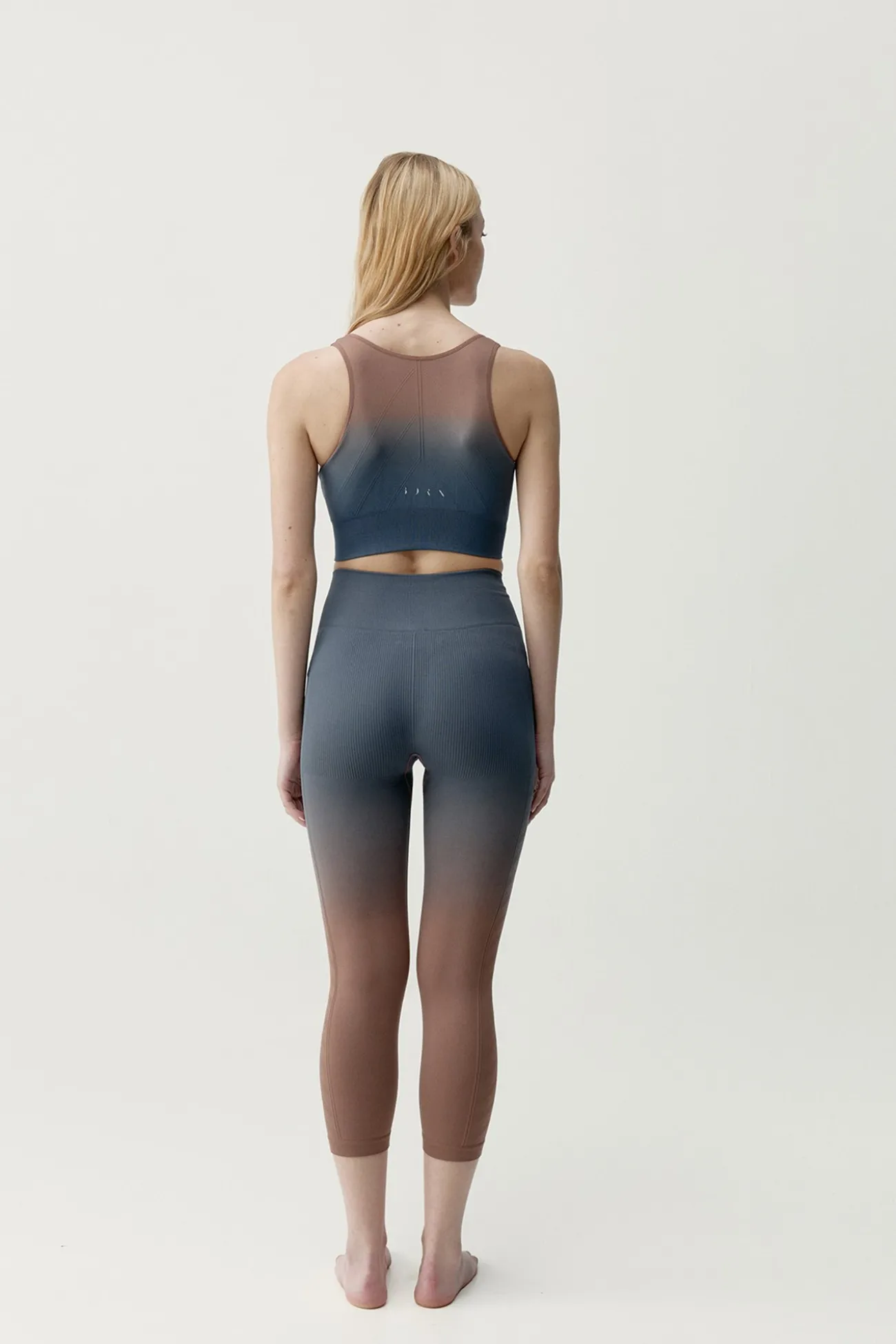 Leggings deportivos Dione gris y marrón