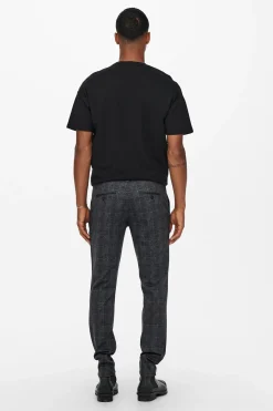 Pantal&oacute;n 5 bolsillos tapered